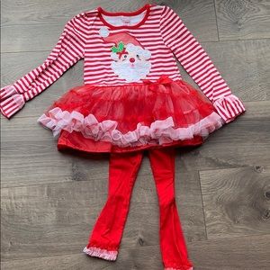 2 piece Santa outfit.  🎅🏻